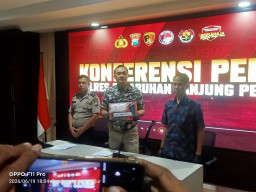 Satresnarkoba Polres Pelabuhan Tanjung Perak Bongkar Peredaran 3 Ons Sabu, 2 Tersangka Diamankan, Satu Bandar Masuk DPO
