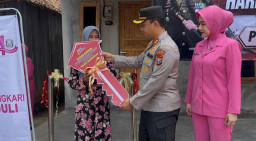 Hari Bhayangkara ke-80, Polres Bangkalan Bedah rumah Wujudkan mimpi Warga Memiliki Rumah yang Lebih Layak