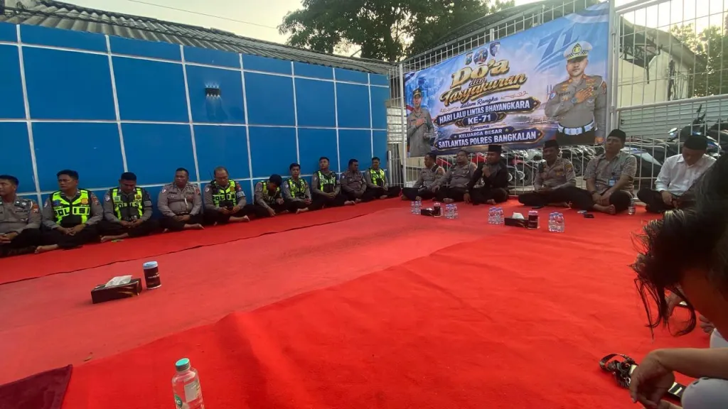 HUT Ke - 71 Lalu Lintas Bhayangkara, Polres Bangkalan Adakan Tasyakuran