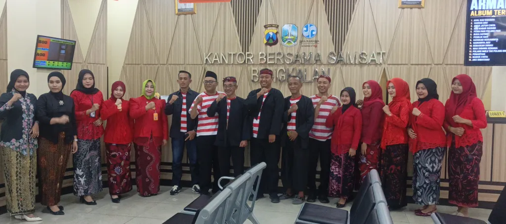 Samsat Bangkalan Peringati Hari Jadi dengan Semangat Khas Madura
